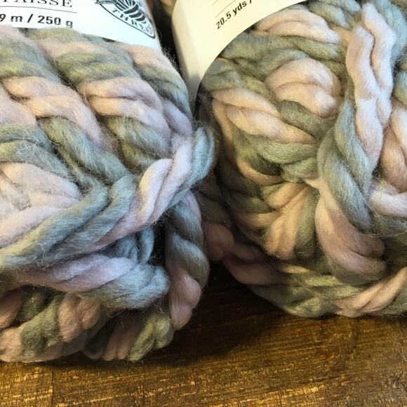 Loops and Threads Yarn Ariel Big Chunky Twist Pink Grey *Lot of 3* Giant Skeins - Picture 3 of 4